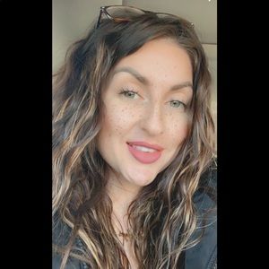 Meet your Posher, Joanna